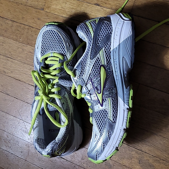 brooks ravenna 2